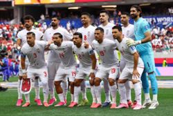 Soccer-Iran says U.S. airport delay holds up World Cup delegation
