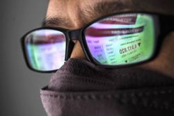 Indonesia tightens oversight of financial influencers