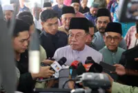No directive to prevent Johor MB from entering Felda areas, says Anwar