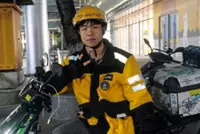 Heroic Chinese delivery rider dies saving others; final wish was to buy dad a car