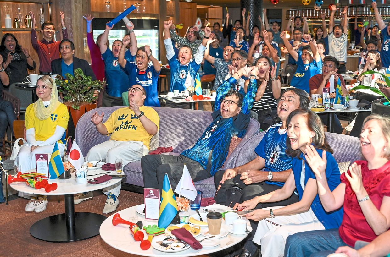 Samurai-Blau-Fieber erfasst Malaysia, während Japan weiterkommt