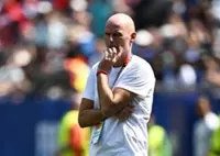 Soccer-France too fast for second-string Norway says coach Solbakken