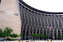 Budi Madani portal receives 13,000 new applications as of 11am, says Finance Ministry