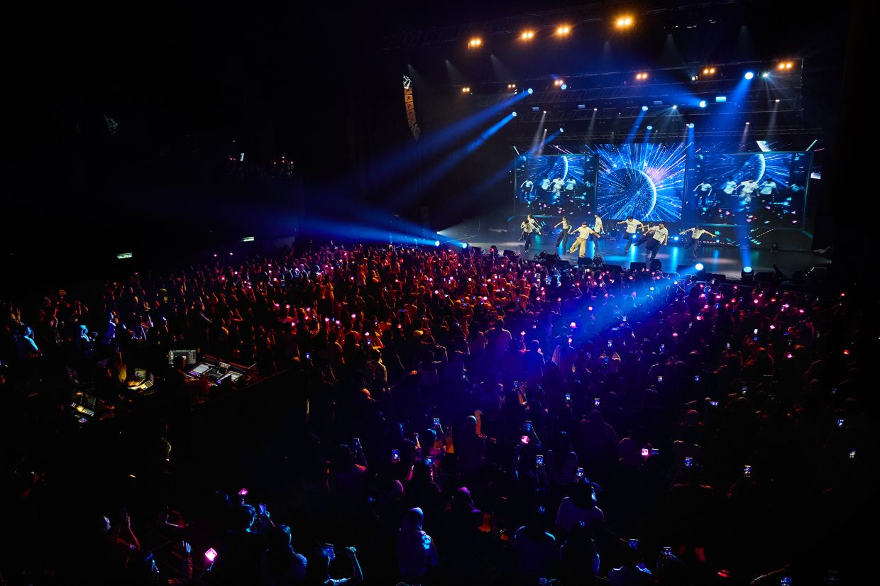 Korean heartthrob XIA ends Malaysia's long wait with an