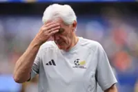 Soccer-South Africa's defeat marks World Cup farewell for coach Broos