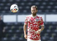 Soccer-Mata to become Melbourne Victory shareholder, to take off-field role post-retirement