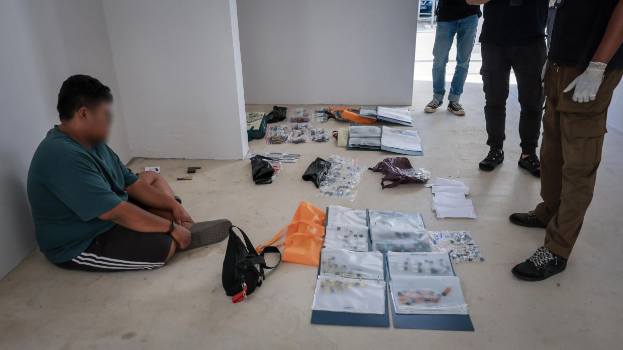The court heard that Jodan Chin Wei Liang started selling Kpods from June 2025 to settle debts of around $25,000 he had to an unlicensed moneylender. - Photo: ST