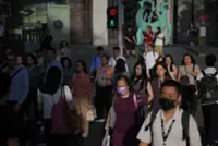 More Singapore residents have no religion in 2025 than in 2020