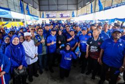 Johor polls: PAS supporting BN candidates is not racial issue, says Onn Hafiz