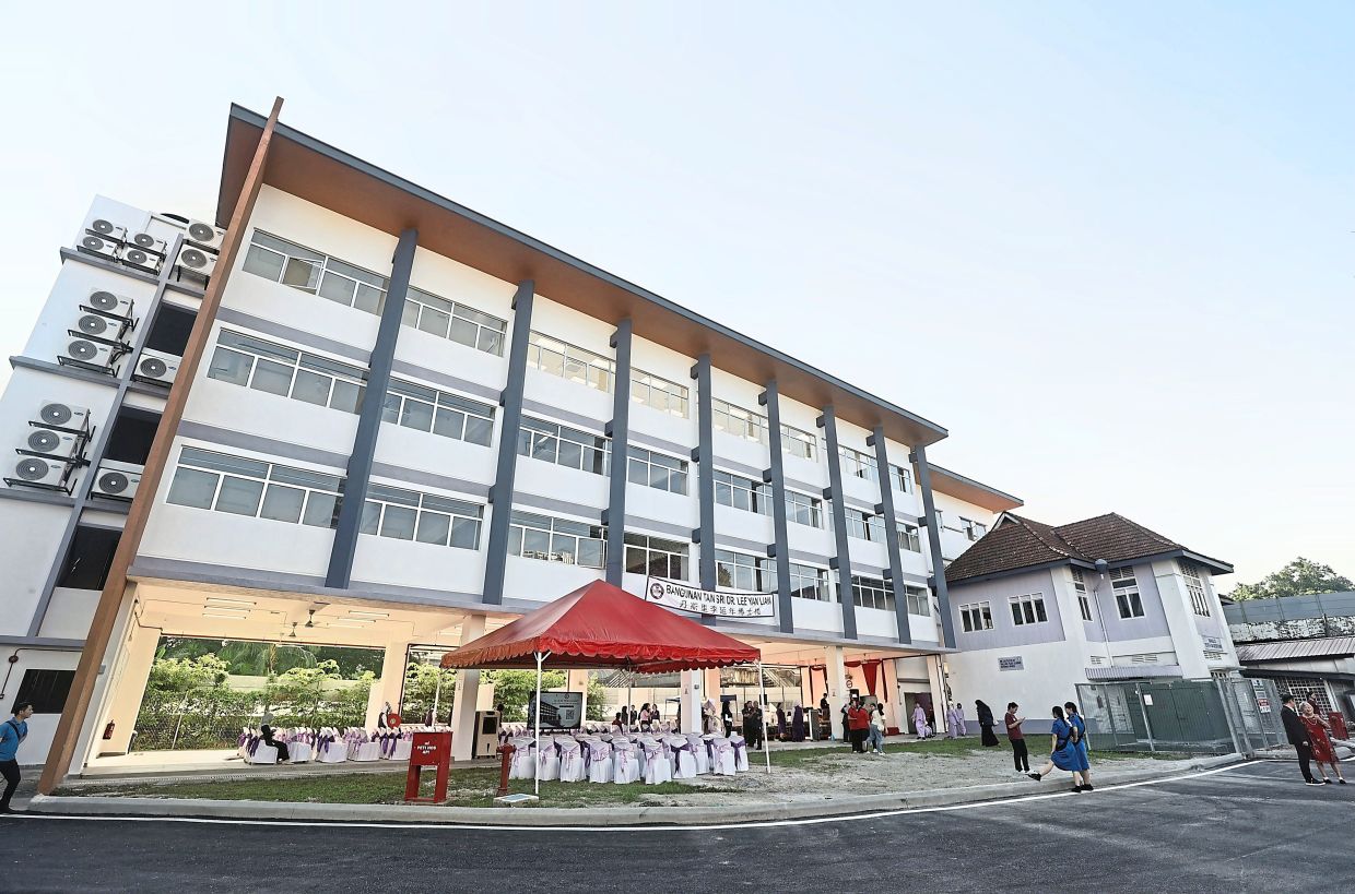 The new four-storey school block at SMK (P) Pudu.