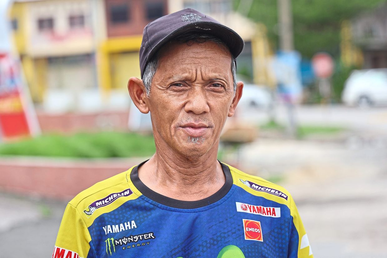 Saadon says Bekok needs better connectivity to larger towns to reduce residents’ travel time.