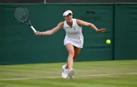 Tennis-Svitolina crashes to fellow Ukrainian Snigur in Wimbledon opener