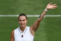 Tennis-Sabalenka begs Wimbledon to let the dogs in