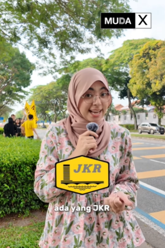 Muda's Puteri Wangsa candidate Rashifa Aljunied made a video explaining the difference between a federal road and a state road and also how the public can channel their complaints.