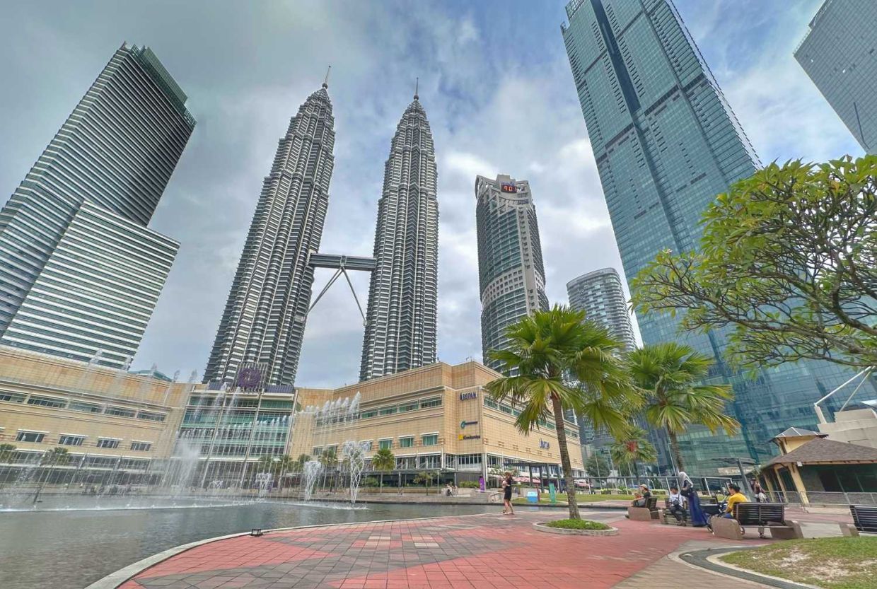 QuickCheck: Have illegal traders started operating in the KLCC area again?