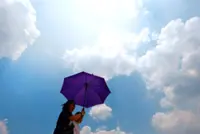 Can our bodies adapt to heatwaves? 