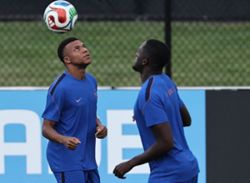 Soccer-France wary of Paraguay revenge mission amid World Cup hype