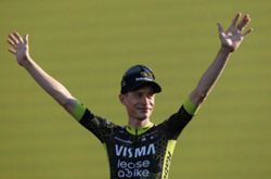 Cycling-Vingegaard targets rare Giro-Tour double
