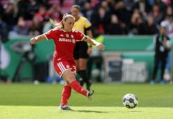 Soccer-Stanway joins Arsenal after Bayern Munich contract expires