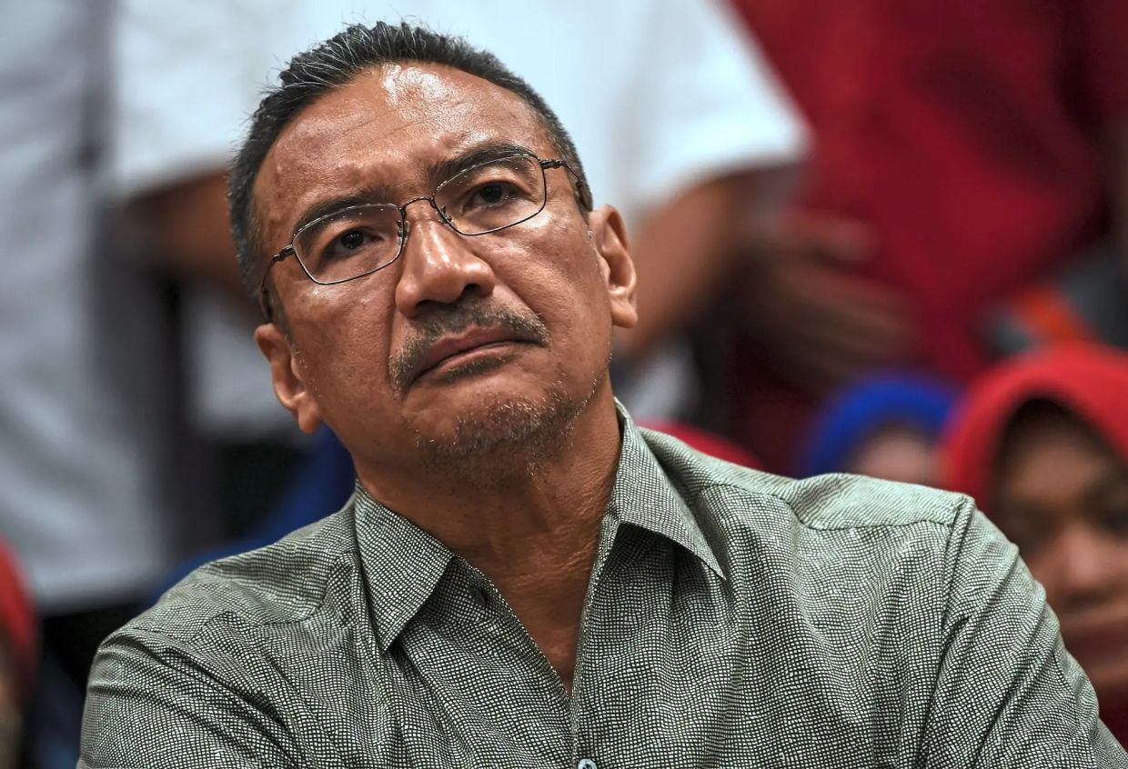 Hishammuddin: Linking Najib’s royal pardon to Johor elections is illogical