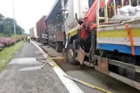 Lorry driver trapped after multi-vehicle accident on Singapore's AYE; four taken to hospital