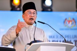 Abuse of Bumi business aid must stop, says PM