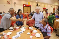 Old trick to link MCA with PAS. It was DAP that worked with PAS in the past,  says Chua