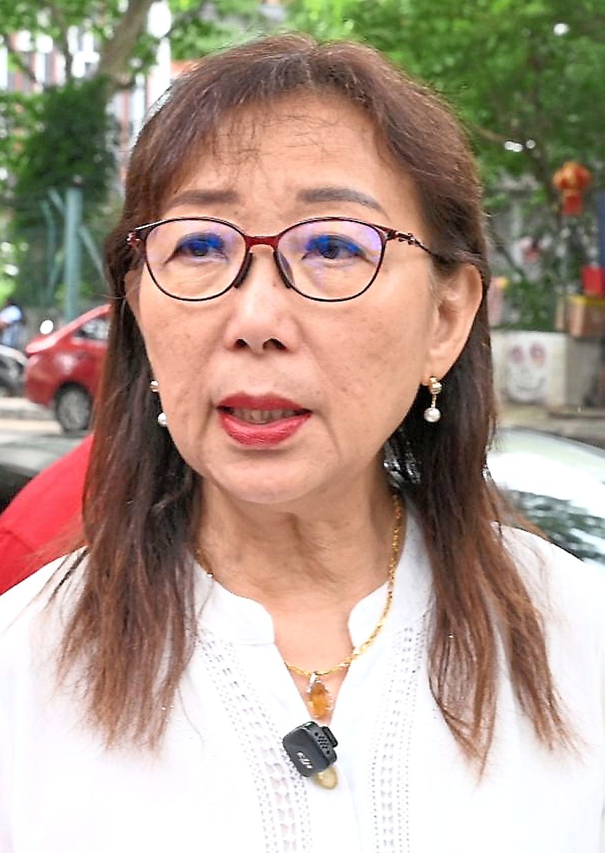 Kok: Ministry should explain why the land was leased to a private company, after it rejected a proposal to relocate SMJK Confucian to the site. 