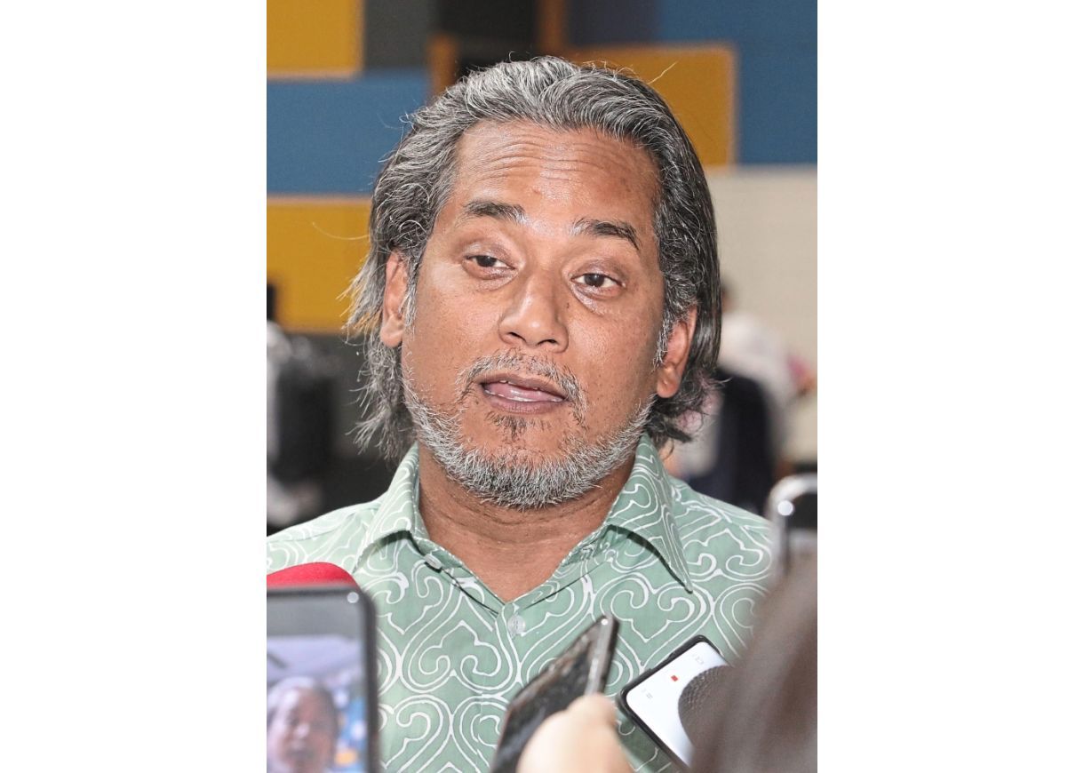KJ prefers to campaign rather than contest