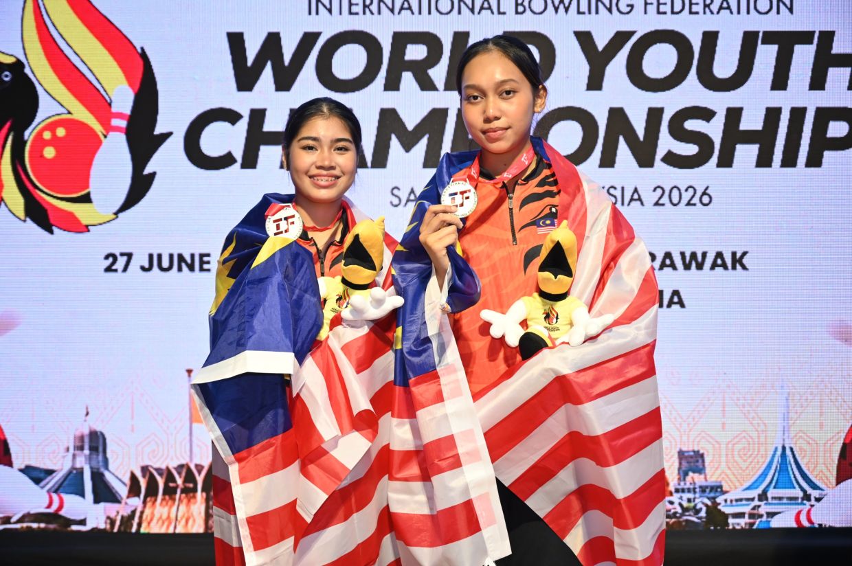 Awesome duo Adelia-Adania strike Malaysia's first gold in Kuching