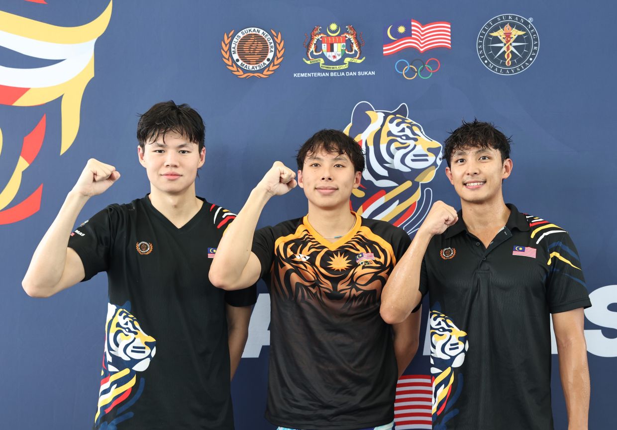 (From left) Swimmers Jayden Tan, Khiew Hoe Yean and Ananda Lim Yin Chuen — ART CHEN/The Star