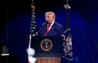 Trump ramps up war on regulations with 702 cuts in pipeline