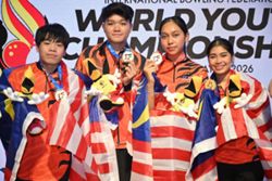 Fahmi congratulates bowlers on historic world title triumph, ending Malaysia's 20-year wait