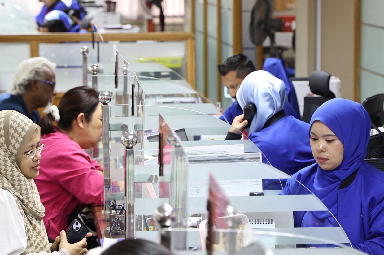 Small businesses can issue an e-Invoice that will be generated automatically with Invois e-POS upon the buyer’s request. Image credit: filepic