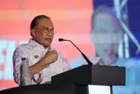 Other state leaders can learn from Pahang's good ties with Federal Govt, says Anwar