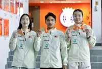 Cheap racquet sparked Redzuan's journey to Asian junior title with Zi Yu
