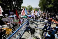 Philippine church group continues protests for Duterte ally, disrupting Manila