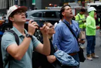 Columns in Manhattan high-rise buckle, prompting evacuations