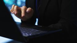 Opinion: AI is making scams hard to spot. Here’s how to protect yourself.