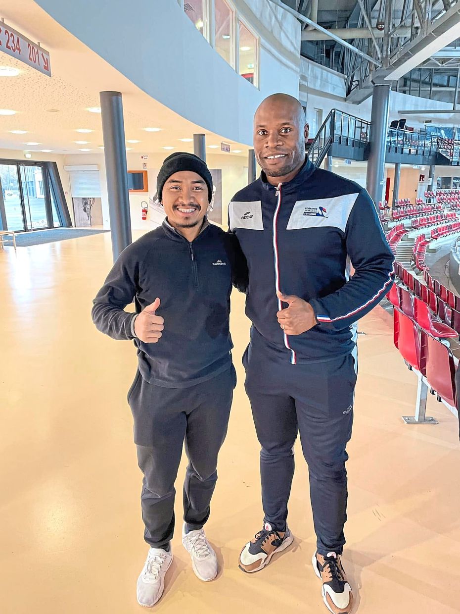 Good times: Reunion with Gregory Bauge, who is now serving as the French sprint coach, back in 2022.