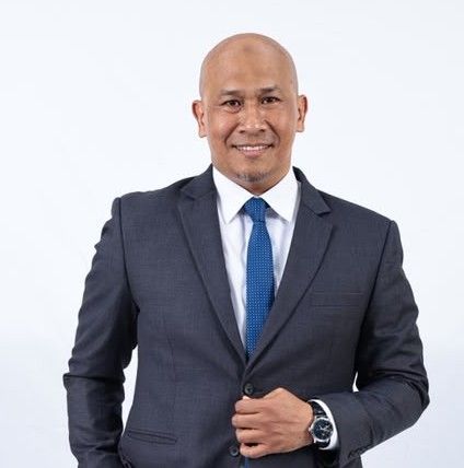 Mohd Afzanizam observes that technology has allowed individuals to manage and track their finances at a robust rate, while also offering legal protection.