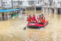 At least 15 dead from storms, hundreds injured