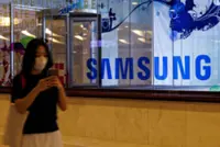 Samsung to get jump on Apple’s first foldable with new phones in July