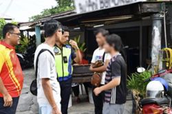 33 foreigners detained, 14 compounds issued in joint operation in Puchong