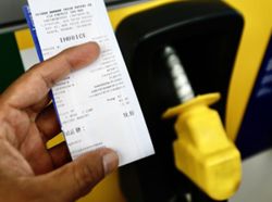 QuickCheck: Is it true that petrol is 'cheaper' in the morning because it is denser when cold?