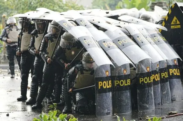Indonesia's police-military tensions in focus after Jakarta raids | The Star