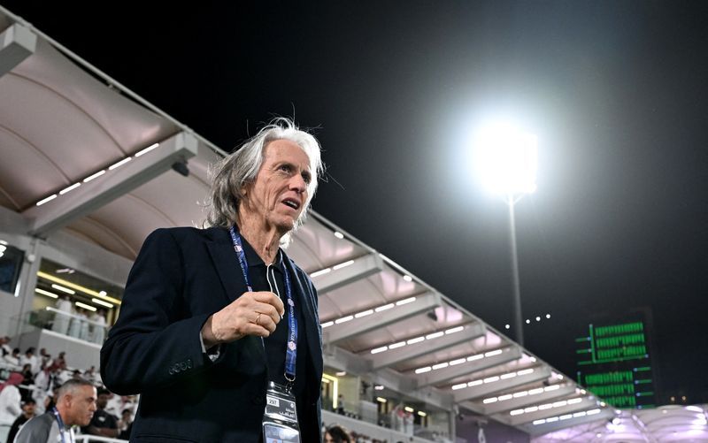 Soccer-Jorge Jesus appointed new Portugal coach after World Cup exit