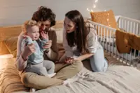 Young people are not completely rejecting family life, UN report finds