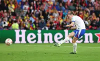 Soccer-WSL champions Man City sign England defender Charles from Chelsea