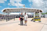 Border link gets new road
